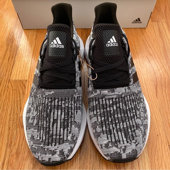 Adidas Swift Run 1.0 Men’s Sneakers - Picture 3 of 7